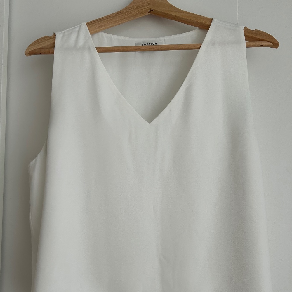 Babaton Sleeveless Blouse Size M